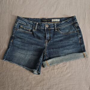 Aeropostale Womens Blue Dark Wash Midi Denim Jean Shorts Size 6 Stretch 5 pocket